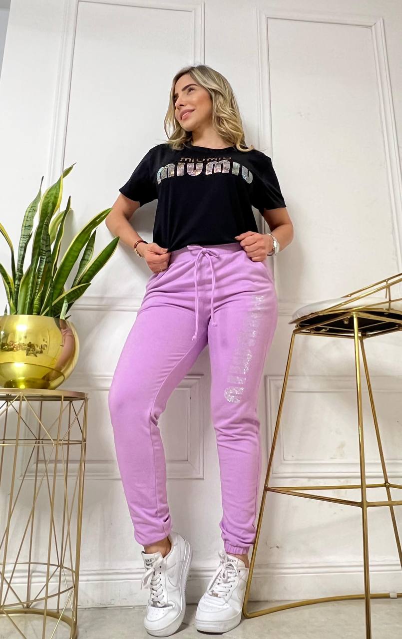 Conjunto Miu