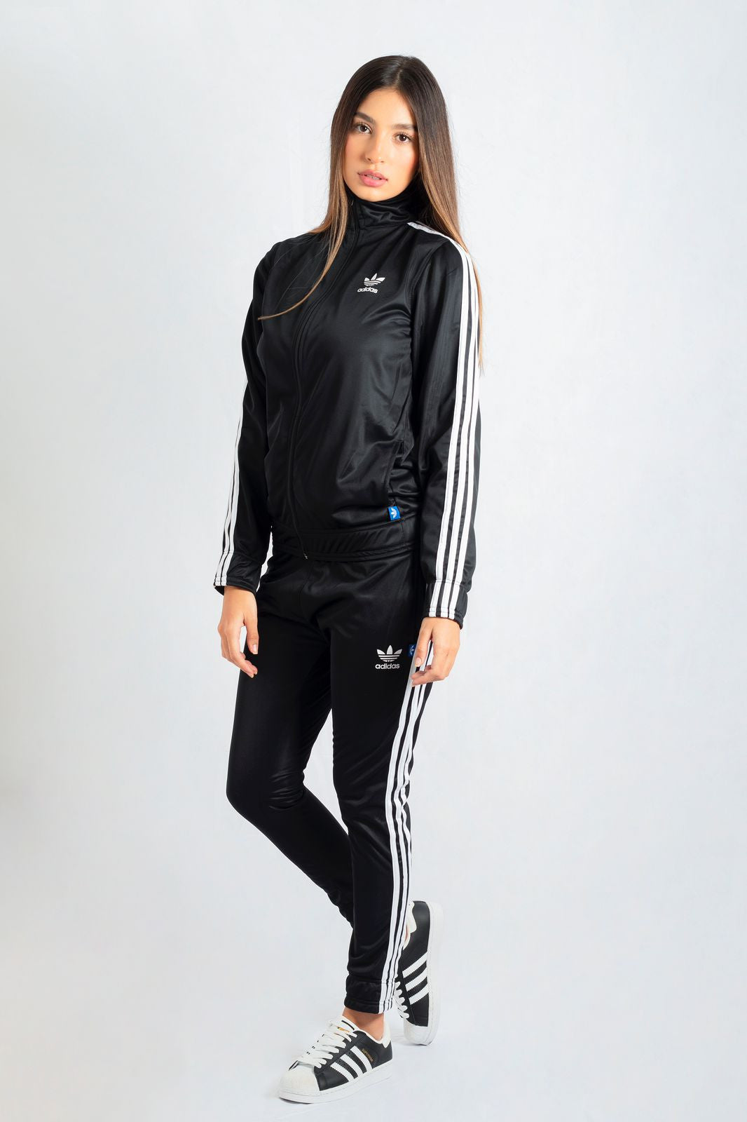 Conjunto Adidas MUJER NEGRO-SUDADERA